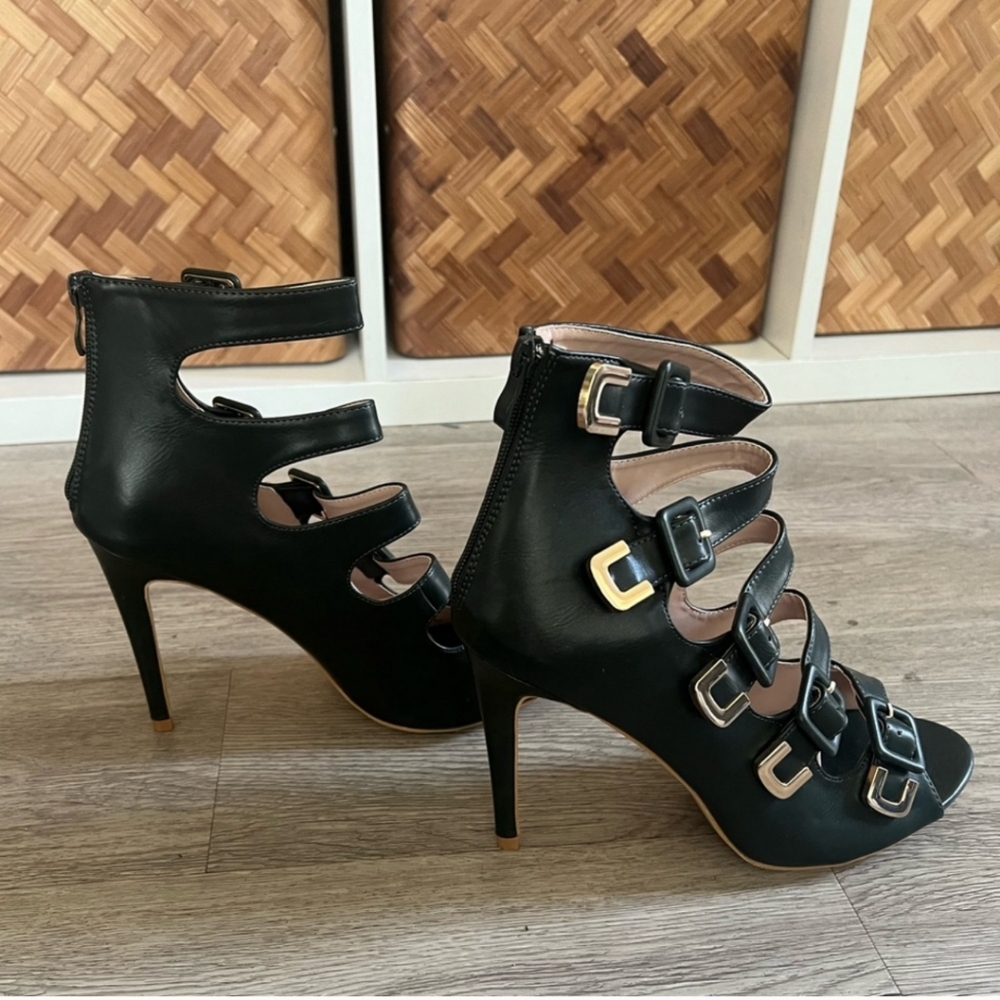 Versace Collection Buckle Heels - Picture 2 of 7